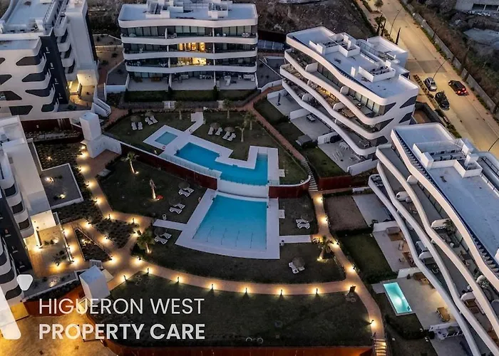 Апартаменти Higueron West Collection- The Sunset Lounge By Hwpc *